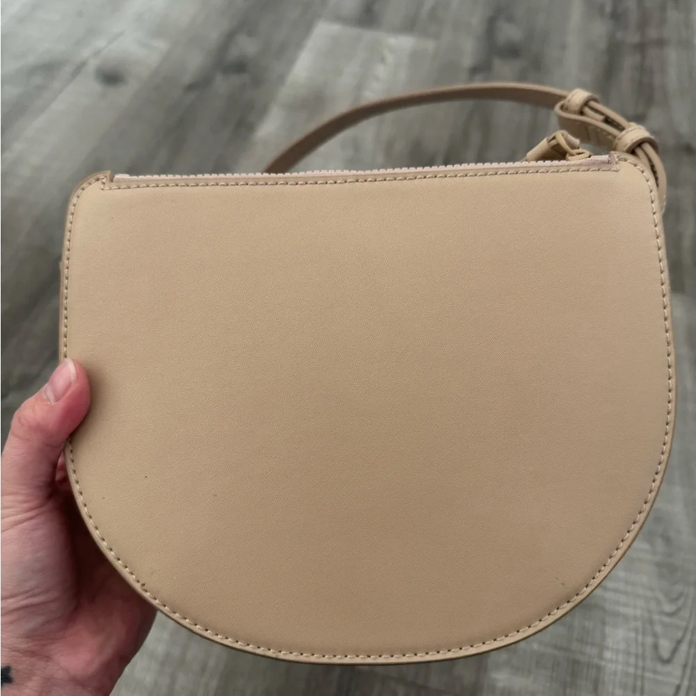 Charles & Keith Layla Chain Link Crossbody Bag - Beige - Size Medium - Picture 8 of 10